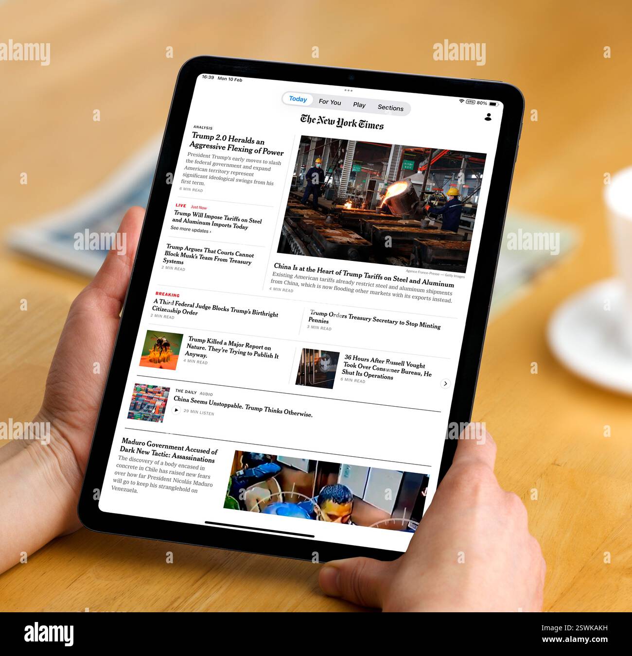 L'application New York Times sur un iPad d'Apple Banque D'Images