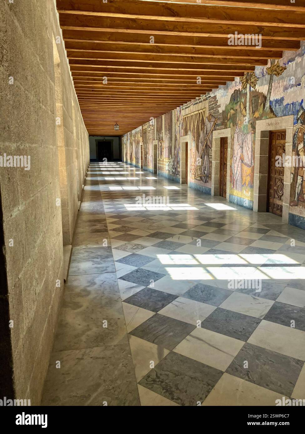 Peintures murales et fresques, Monasterio de Samos, Galice, Espagne - Image de stock capturée avec un smartphone