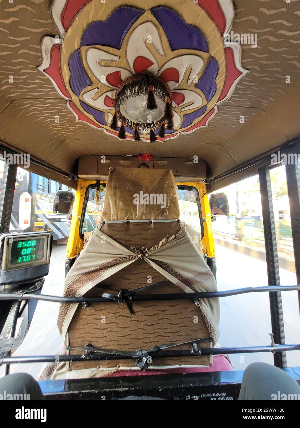 Mode de transport - Auto - Rickshaw dans les routes indiennes. Banque D'Images