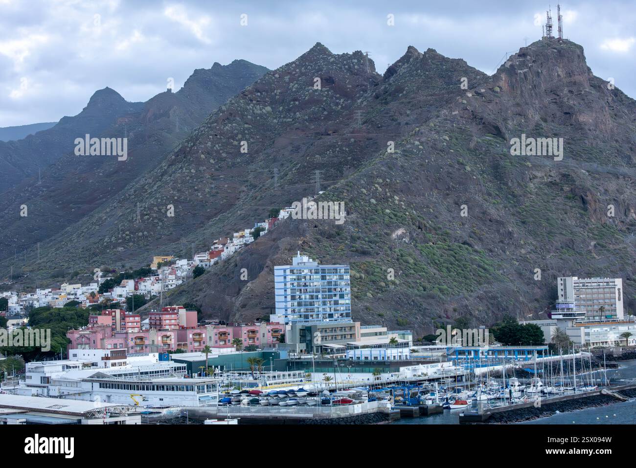 Le port de Santa Cruz de Tenerife, Espagne Banque D'Images