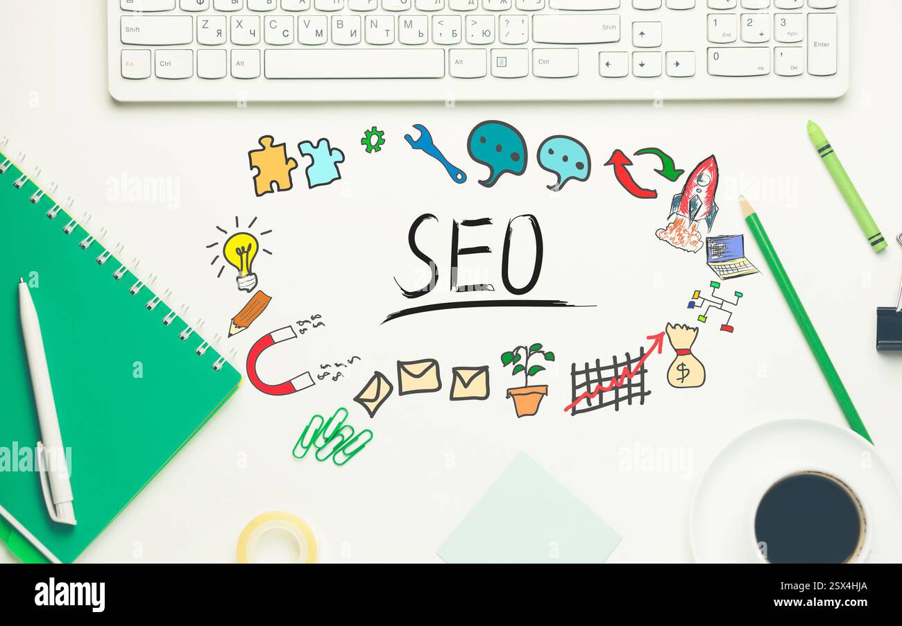 seo texte avec clavier d'ordinateur et stationnaire Banque D'Images