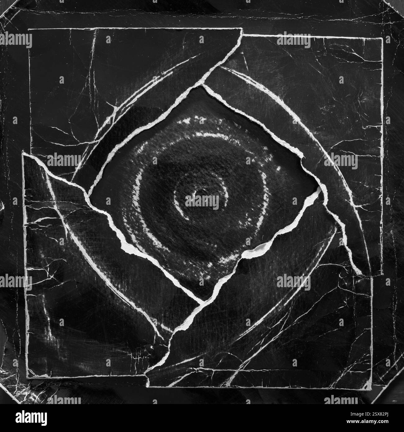 Couches de graphique en pétales de rose noir fait de vieux papier noir déchiré texture de couverture de disque vinyle Banque D'Images