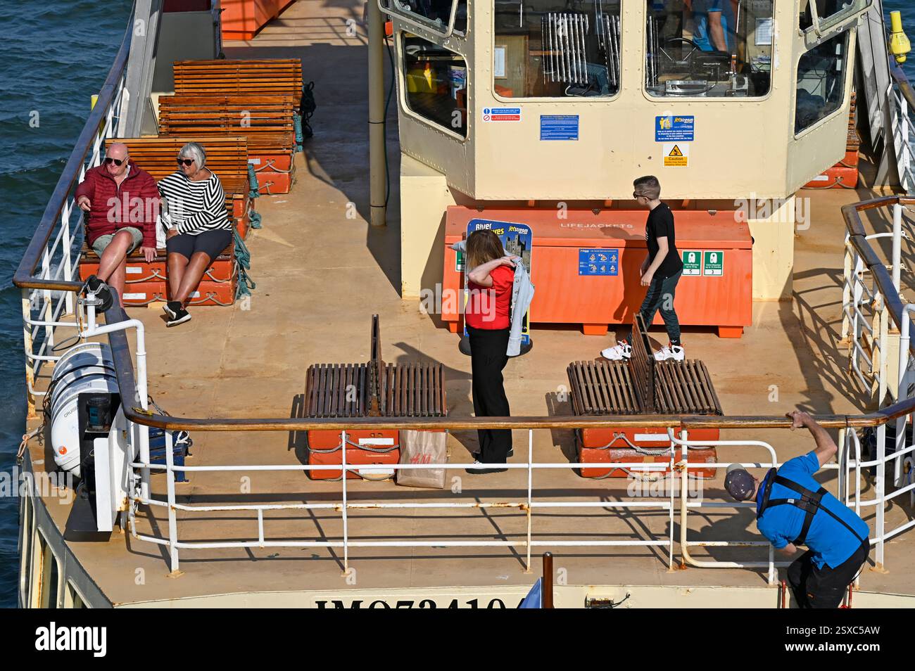 Le Cruiser amarré au bout du plus long quai de plaisance au monde à Southend on Sea, ville de Southend, Angleterre. ROYAUME-UNI Banque D'Images