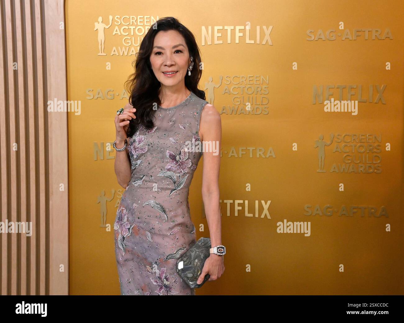 Los Angeles, États-Unis. 23 février 2025. Michelle Yeoh assiste à la 31e édition annuelle des SAG Awards qui se tient au Shrine Auditorium de Los Angeles le dimanche 23 février 2025. Photo de Jim Ruymen/UPI crédit : UPI/Alamy Live News Banque D'Images