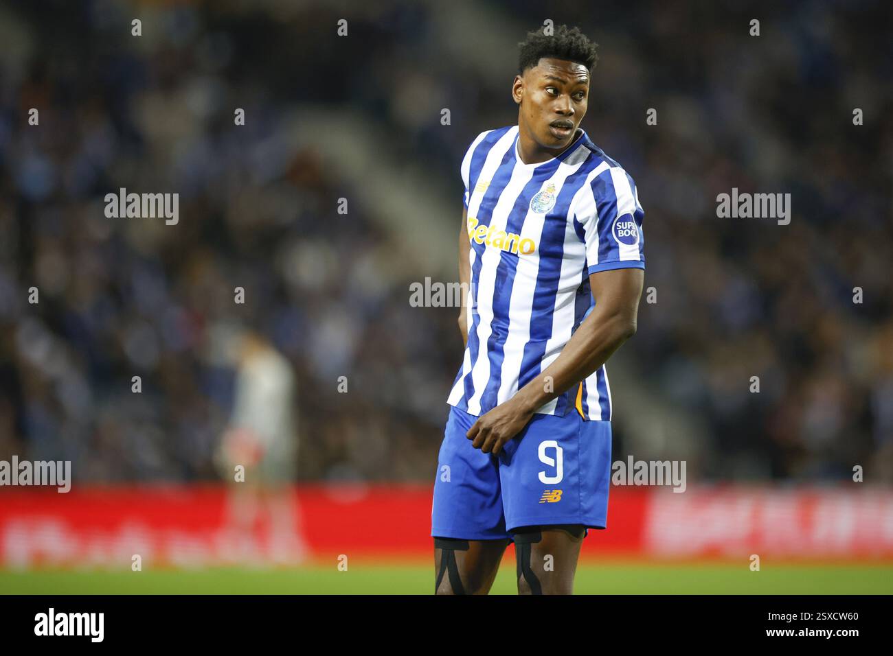 Portugal : Football Europa League, Play-Off - FC Porto vs AS Roma - Estadio do Dragao, Porto : SAMU FC Porto Banque D'Images