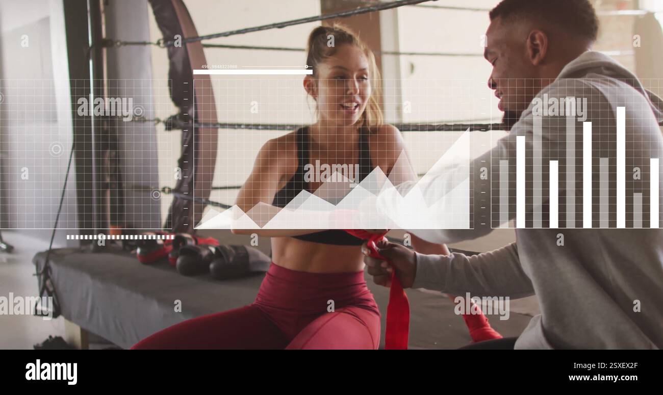 Image du traitement des données sur divers bandages de boxe nouant des couples au gymnase Banque D'Images