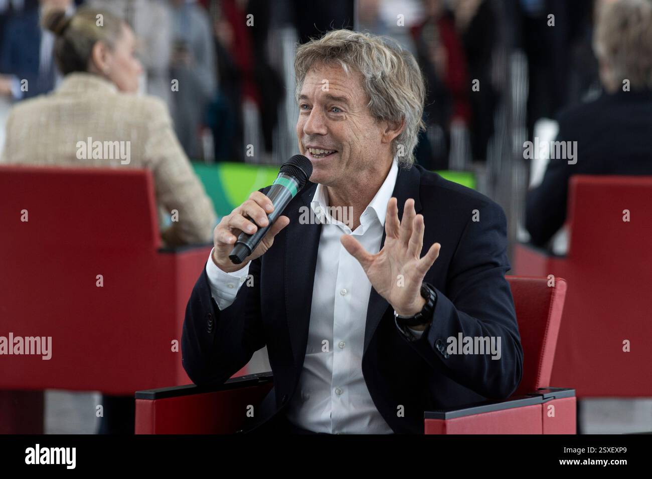 Milan, Italie. 24 février 2025. Evento Costituzione e Sport a Palazzo LombardiaMilano - Italia - Cronaca Luned&#xec;, 24 Febbraio, 2025 (Foto di Marco Ottico/Lapresse) Constitution et Sport Evénement au Palazzo Lombardia Milan, Italie - News lundi, 24 février, 2025 (photo de Marco Ottico/Lapresse) crédit : LaPresse/Alamy Live News Banque D'Images