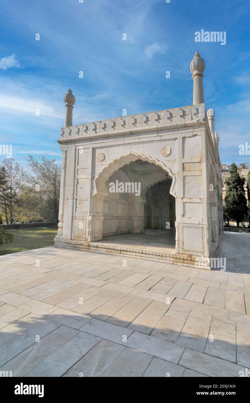 Mosquée Shahjahani dans les jardins de Babur dans la capitale de l'Afghanistan, Kaboul Banque D'Images