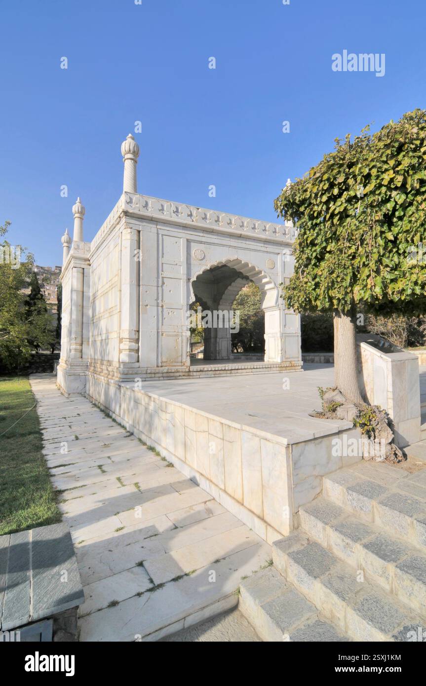Mosquée Shahjahani dans les jardins de Babur dans la capitale de l'Afghanistan, Kaboul Banque D'Images