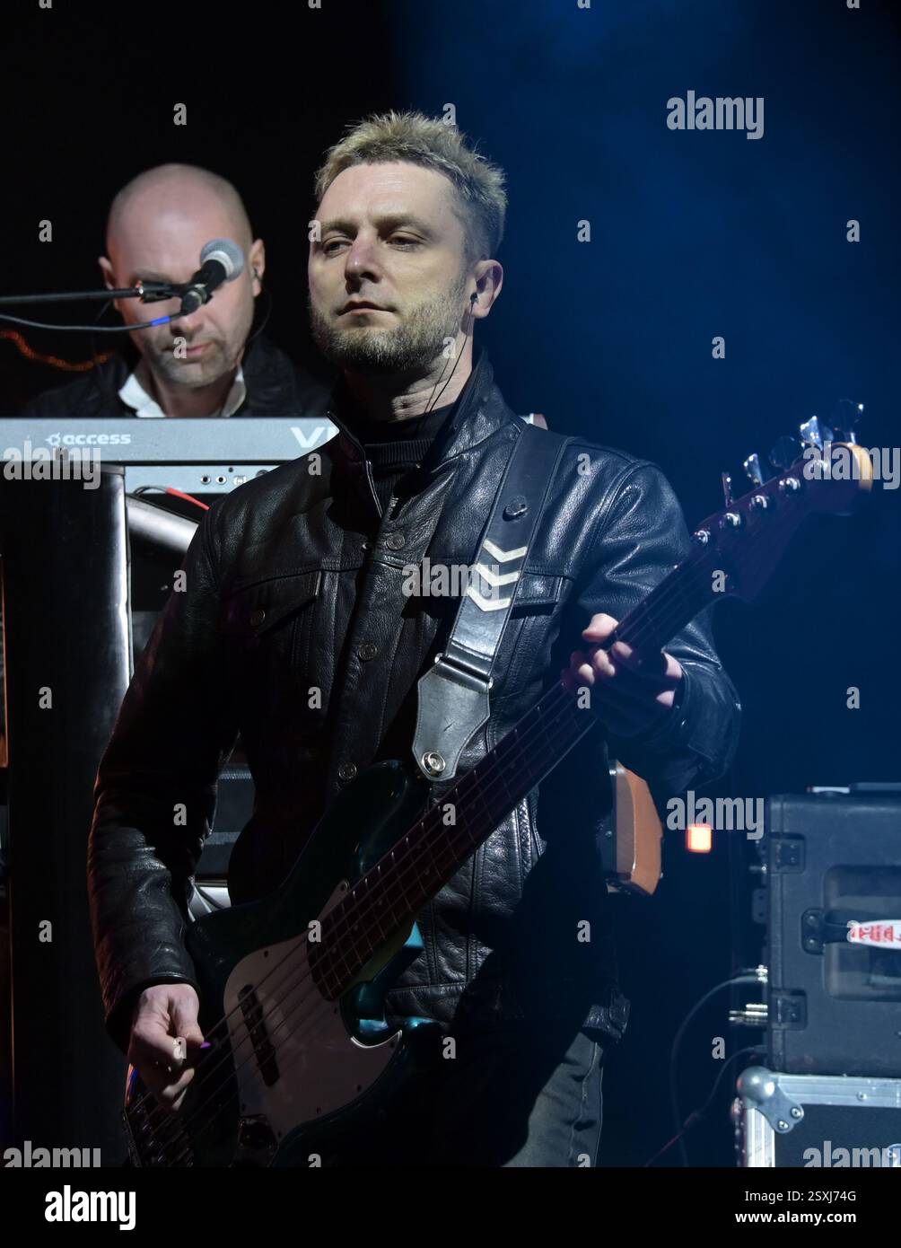 LONDRES, ROYAUME-UNI. 24 février 2025. Le conférencier Antytila préfrance du troisième anniversaire de l'invasion russe de l'Ukraine, les familles ukrainiennes et leurs partisans se rassemblent pour un rassemblement à Trafalgar Square, Londres, Angleterre. (Photo de 李世惠/Voir Li/Picture Capital) crédit : Voir Li/Picture Capital/Alamy Live News Banque D'Images