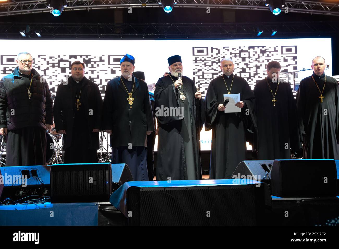 LONDRES, ROYAUME-UNI. 24 février 2025. À l'occasion du troisième anniversaire de l'invasion russe de l'Ukraine, les familles ukrainiennes et leurs partisans se rassemblent pour un rassemblement à Trafalgar Square, Londres, Angleterre. (Photo de 李世惠/Voir Li/Picture Capital) crédit : Voir Li/Picture Capital/Alamy Live News Banque D'Images
