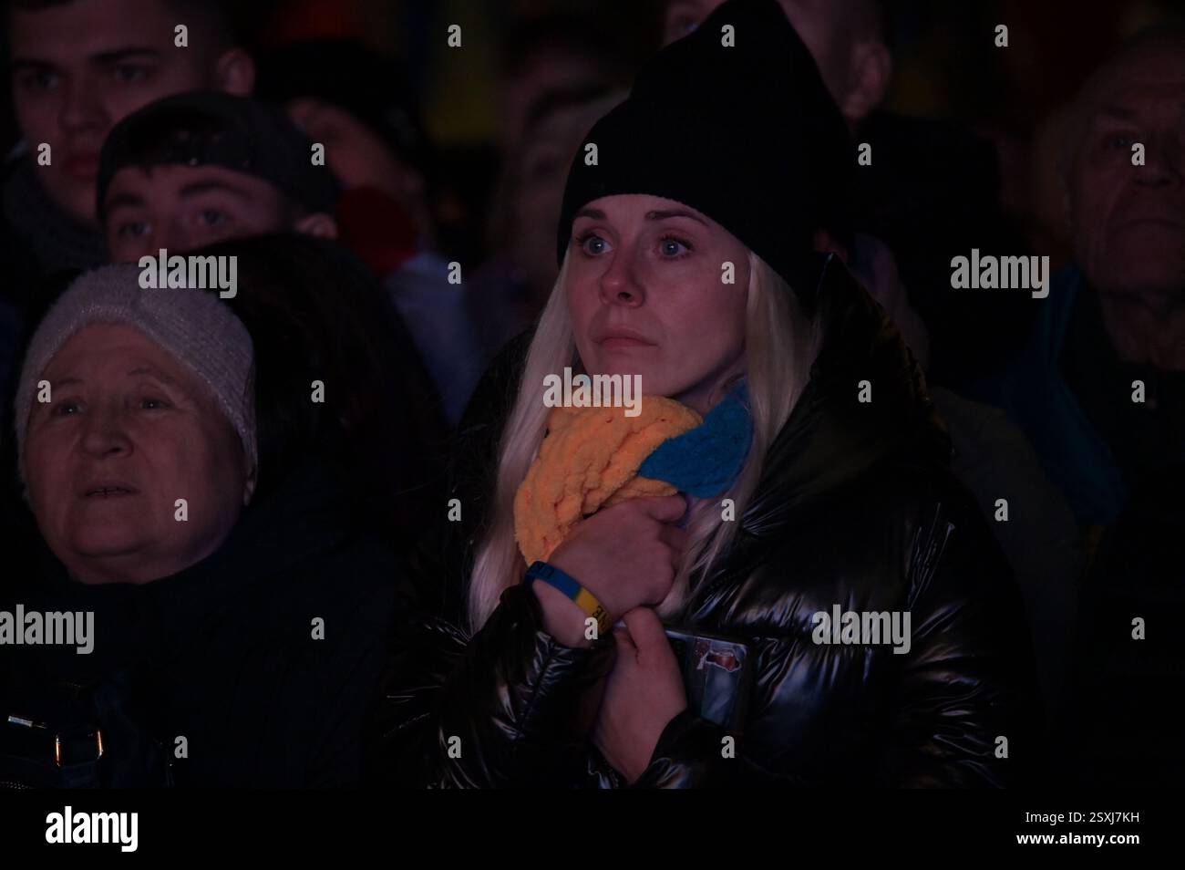 LONDRES, ROYAUME-UNI. 24 février 2025. À l'occasion du troisième anniversaire de l'invasion russe de l'Ukraine, les familles ukrainiennes et leurs partisans se rassemblent pour un rassemblement à Trafalgar Square, Londres, Angleterre. (Photo de 李世惠/Voir Li/Picture Capital) crédit : Voir Li/Picture Capital/Alamy Live News Banque D'Images