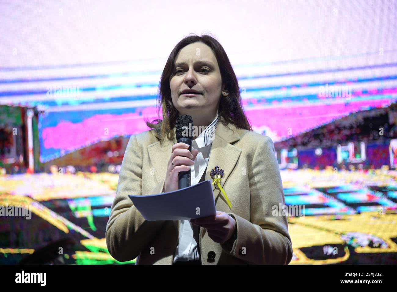 LONDRES, ROYAUME-UNI. 24 février 2025. À l'occasion du troisième anniversaire de l'invasion russe de l'Ukraine, les familles ukrainiennes et leurs partisans se rassemblent pour un rassemblement à Trafalgar Square, Londres, Angleterre. (Photo de 李世惠/Voir Li/Picture Capital) crédit : Voir Li/Picture Capital/Alamy Live News Banque D'Images