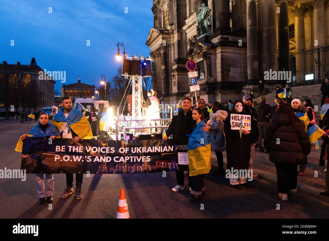 Manifestation ukrainienne pour le 3ème anniversaire de la guerre de Russie contre l'Ukraine Banque D'Images