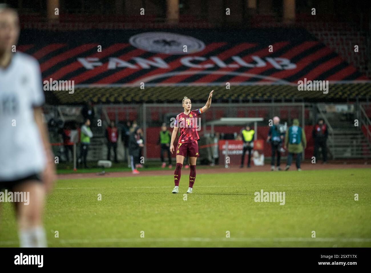 Fußball, UEFA Nations League Damen Nationalmannschaft Länderspiel Deutschland - Österreich am 25.02.2025 im Max-Morlock-Stadion in Nürnberg - Giulia Gwinn (GER, 7) in Aktion. La réglementation DFB interdit toute utilisation de photographies comme séquences d'images et/ou quasi-vidéo. Banque D'Images