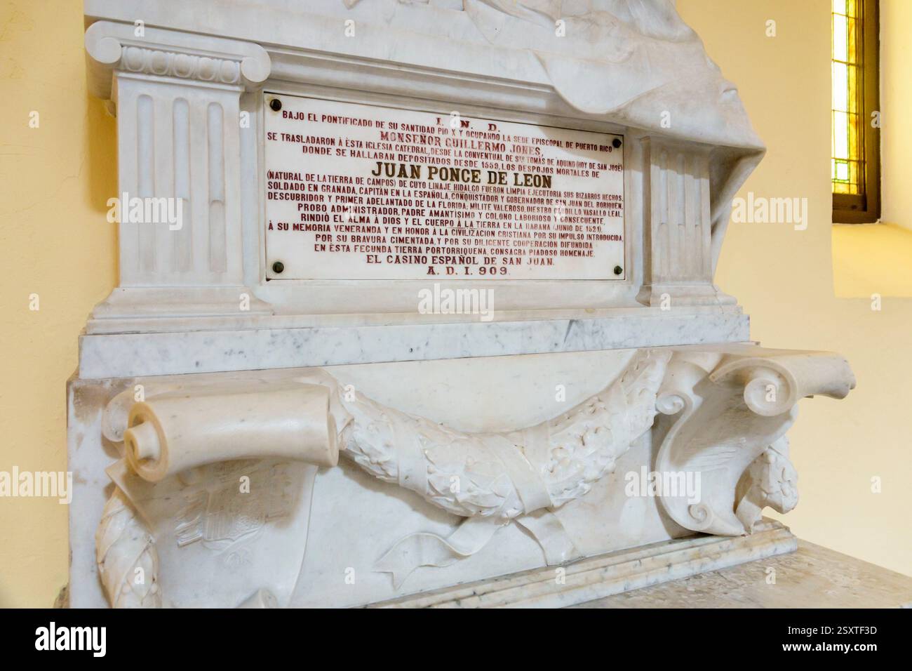 San Juan Puerto Rico,Viejo Old San Juan,Calle del Cristo,Cathédrale Basilique Menor de San Juan Bautista,Cathédrale Basilique de Saint Jean le Baptiste,Cathédrale Banque D'Images