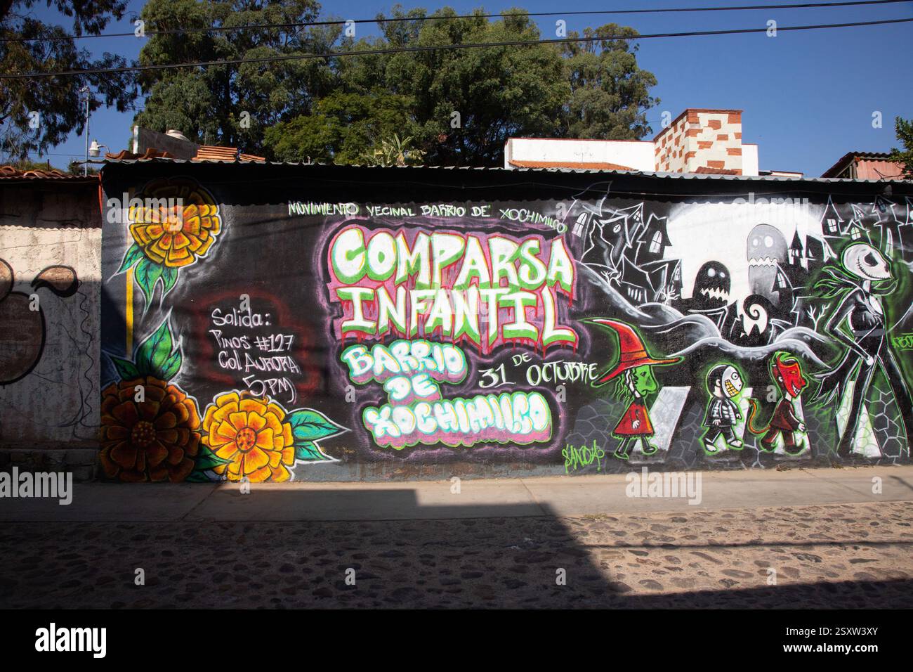 Oaxaca, Mexique ; 1er janvier 2025 : vues sur les rues colorées du quartier de Xochimilco dans la ville de Oaxaca. Banque D'Images