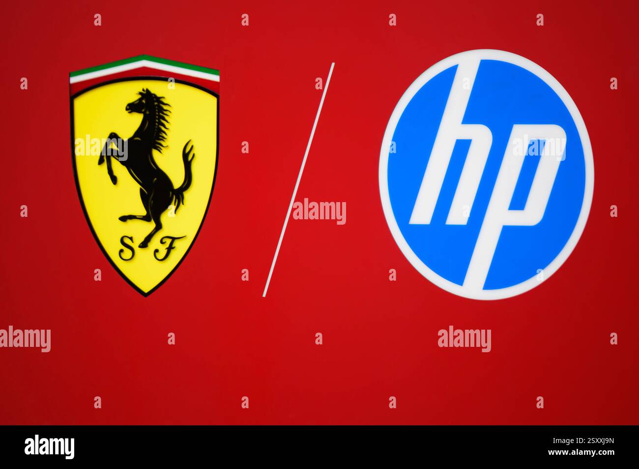 Sakhir, Bahreïn. 26 février 2025. Scuderia Ferrari F1 Team lors des essais jour 1. Ahmad Al Shehab/Alamy Live News. Banque D'Images