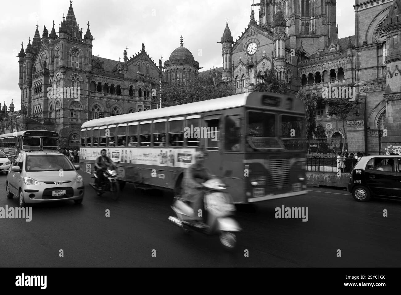 La gare de Victoria Terminus CST Mumbai Maharashtra Inde Asie Bâtiments mai 2012 Banque D'Images
