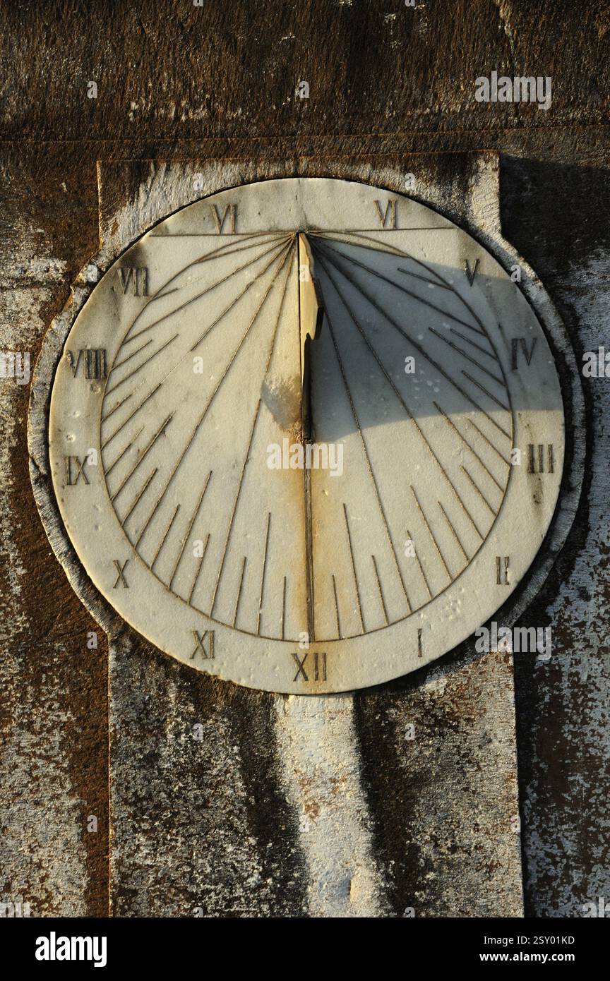 Cadran solaire dans le jardin suspendu, mumbai, maharashtra, Inde, Asie Banque D'Images