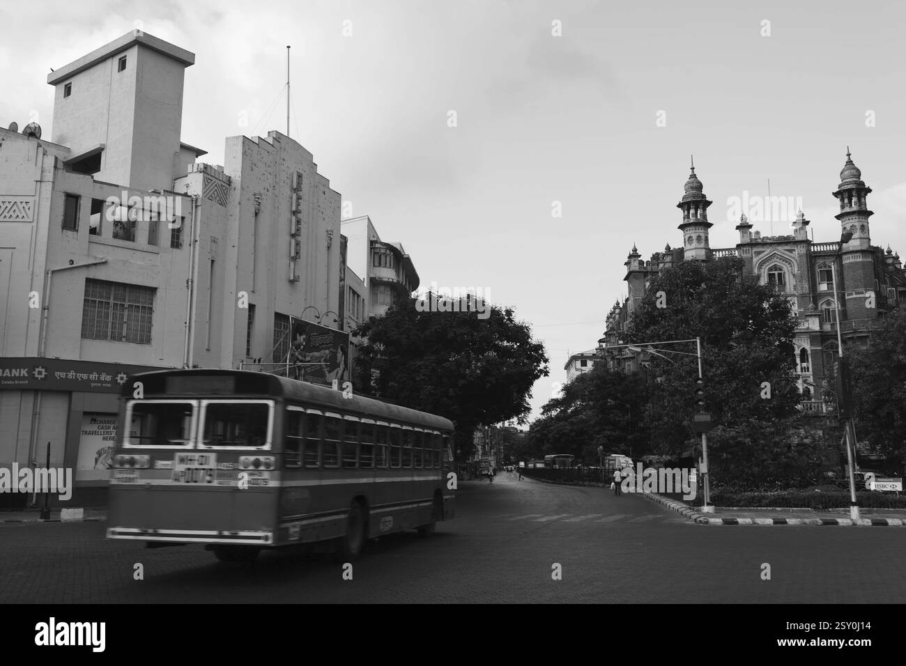 Regal Cinema Hall Theatre et majestueux Guest House S P Mukherjee Chowk Mumbai Maharashtra Inde Asie mai 2012 Banque D'Images