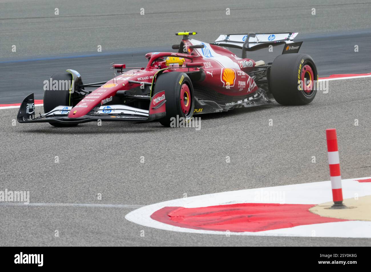 Sakhir, Bahreïn. 26 février 2025. Lewis Hamilton, lors des essais de formule 1, au Bahrain International circuit. Crédit : Alessio Morgese/Alessio Morgese/Emage/Alamy Live news Banque D'Images