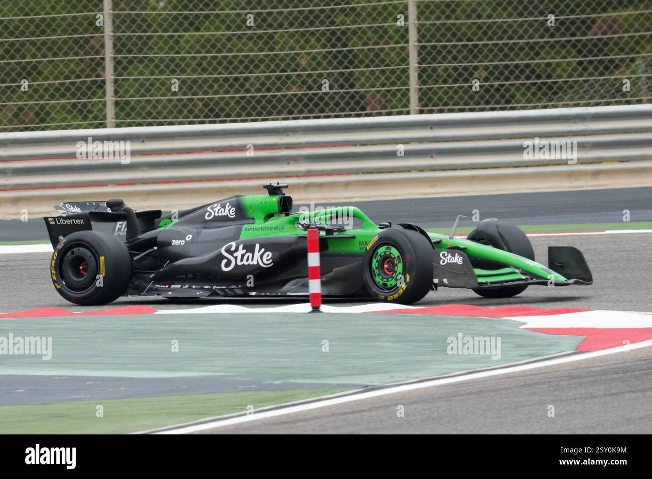 Sakhir, Bahreïn. 26 février 2025. Nico Hulkemberg, lors des essais de formule 1, au Bahrain International circuit. Crédit : Alessio Morgese/Alessio Morgese/Emage/Alamy Live news Banque D'Images