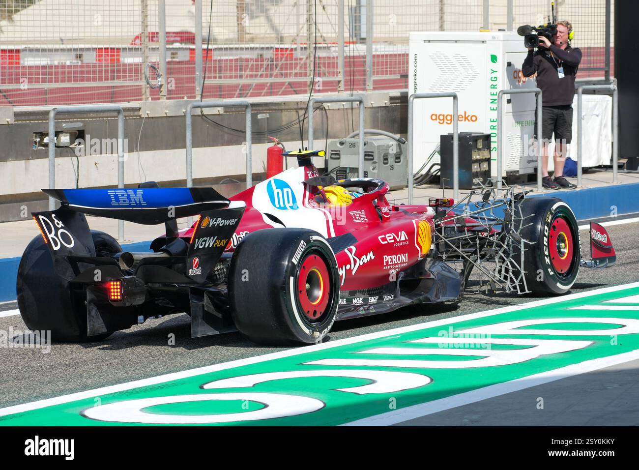 Sakhir, Bahreïn. 26 février 2025. Lewis Hamilton, lors des essais de formule 1, au Bahrain International circuit. Crédit : Alessio Morgese/Alessio Morgese/Emage/Alamy Live news Banque D'Images