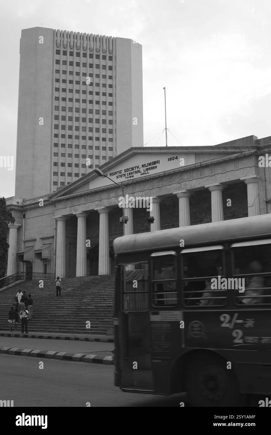 Société asiatique de l'hôtel de ville Bibliothèque centrale de l'État de Maharashtra Mumbai Inde Asie Juin 2012 Banque D'Images