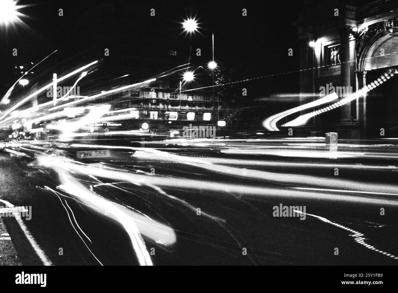 Traînées de feux de circulation Lucerne Suisse Europe 1986 Banque D'Images