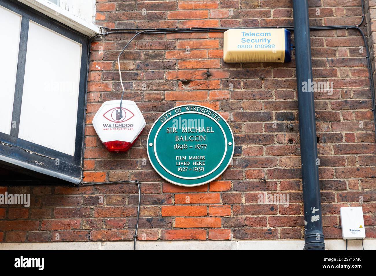 Sir Michael balcon, 1896 -1977, cinéaste a vécu ici 1927-1939, à Tufton Street, City of Westminster, Londres, Royaume-Uni. Banque D'Images