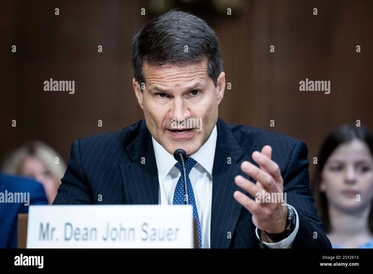 Washington, District de Columbia, États-Unis. 26 février 2025. DEAN SAUER, candidat au poste de solliciteur général des États-Unis, s’exprimant lors d’une audience de la Commission judiciaire du Sénat au Capitole des États-Unis à Washington, DC (crédit image : © Michael Brochstein/ZUMA Press Wire) USAGE ÉDITORIAL SEULEMENT! Non destiné à UN USAGE commercial ! Banque D'Images