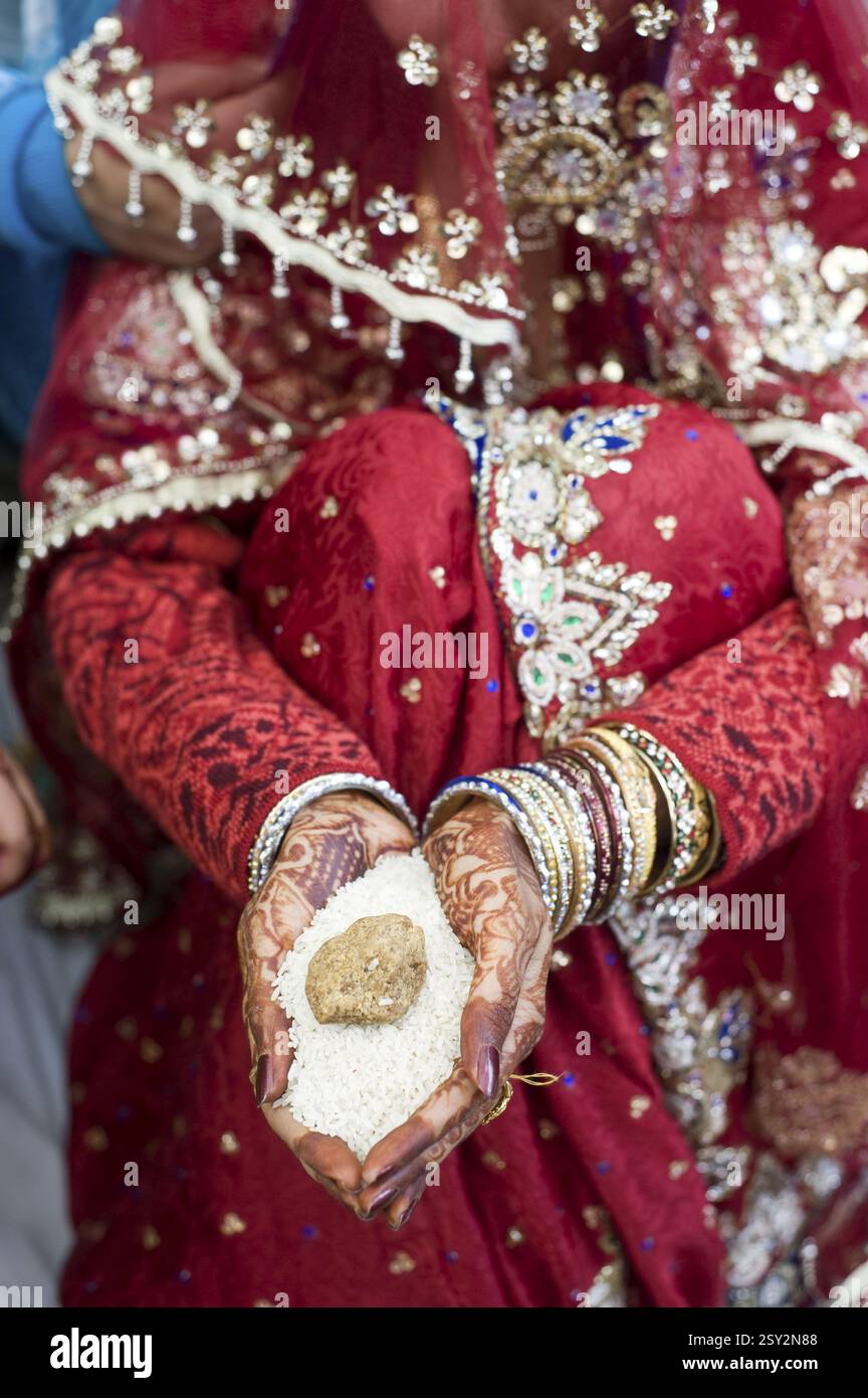 Fonction de mariage hindou Kanyadaan Uttar Pradesh Inde Asie Banque D'Images