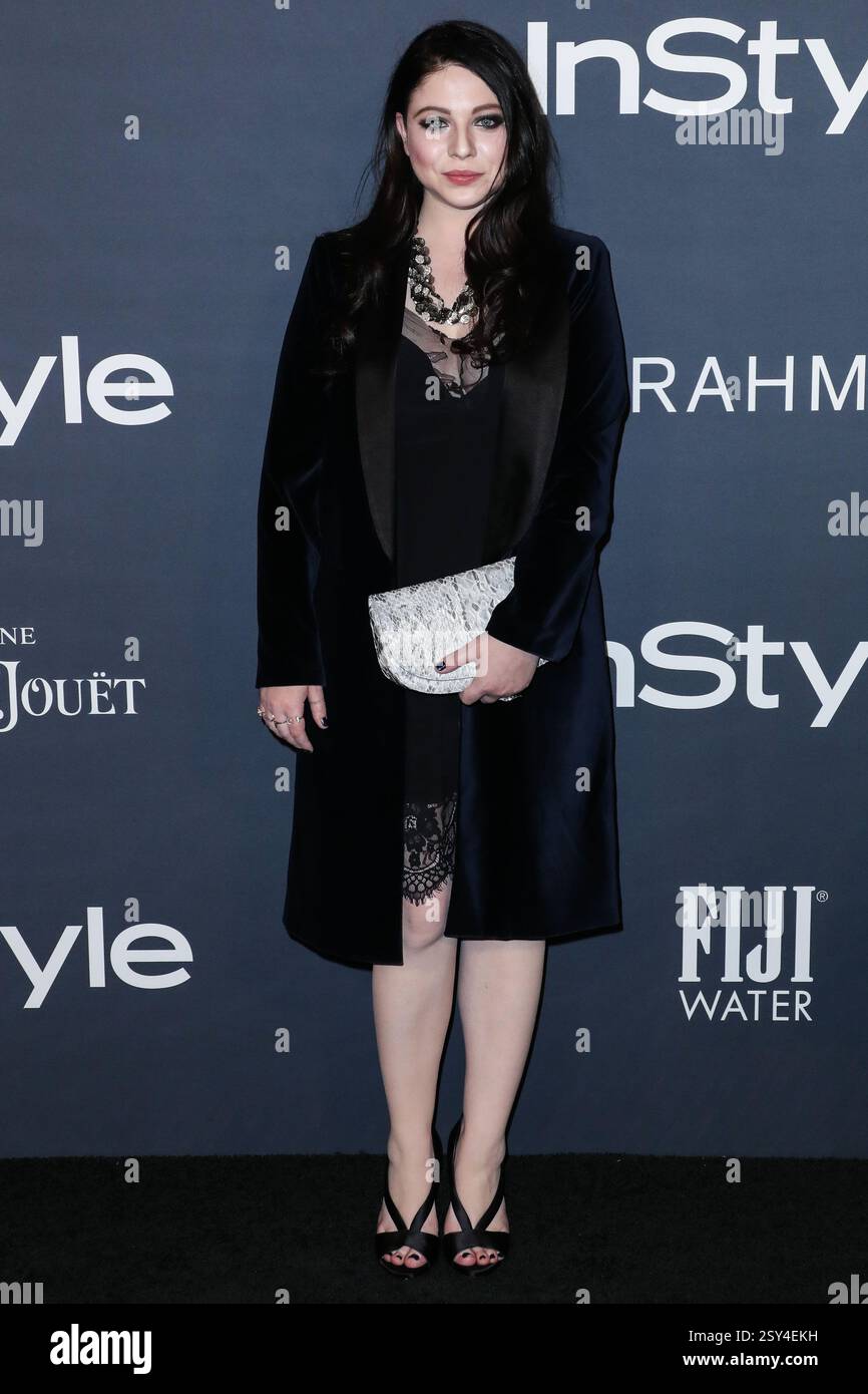 (DOSSIER) Michelle Christine Trachtenberg morte à 39 ans. Michelle Christine Trachtenberg, 'Gossip Girl' et 'Buffy' actrice, meurt à 39 ans. Les policiers, répondant à un appel du 911, l'ont trouvée sans réponse dans un appartement de Manhattan le matin du mercredi 26 février 2025, ont déclaré les autorités. LOS ANGELES, CALIFORNIE, États-Unis - 23 OCTOBRE : L'actrice, productrice et scénariste américaine Michelle Christine Trachtenberg arrive aux InStyle Awards 2017 qui se tiennent au Getty Center le 23 octobre 2017 à Los Angeles, Californie, États-Unis. (Photo de Xavier Collin/image Press Agency) Banque D'Images