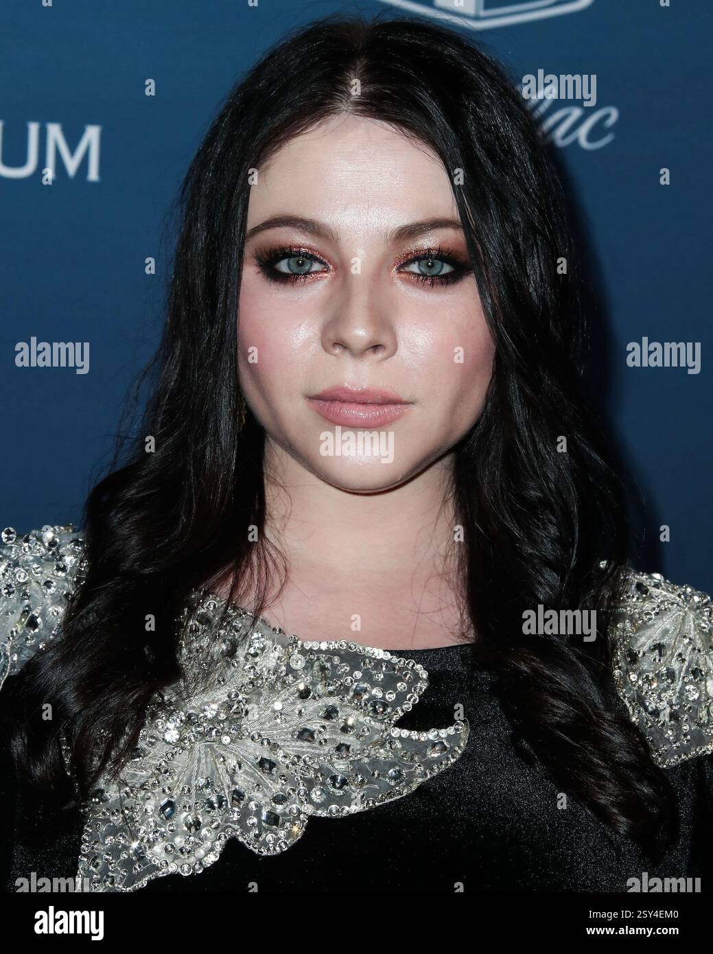 (DOSSIER) Michelle Christine Trachtenberg morte à 39 ans. Michelle Christine Trachtenberg, 'Gossip Girl' et 'Buffy' actrice, meurt à 39 ans. Les policiers, répondant à un appel du 911, l'ont trouvée sans réponse dans un appartement de Manhattan le matin du mercredi 26 février 2025, ont déclaré les autorités. LOS ANGELES, CALIFORNIE, États-Unis - 05 JANVIER : L'actrice, productrice et scénariste américaine Michelle Christine Trachtenberg arrive au 12e Gala annuel du ciel de l'Art d'Elysium qui se tient dans une salle privée le 5 janvier 2019 à Los Angeles, Californie, États-Unis. (Photo de Xavier Collin/image Press Agency) Banque D'Images