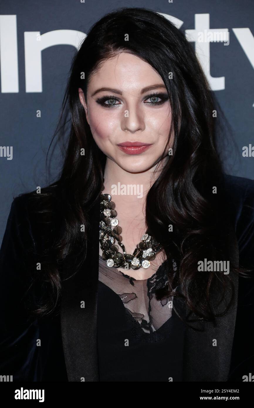 (DOSSIER) Michelle Christine Trachtenberg morte à 39 ans. Michelle Christine Trachtenberg, 'Gossip Girl' et 'Buffy' actrice, meurt à 39 ans. Les policiers, répondant à un appel du 911, l'ont trouvée sans réponse dans un appartement de Manhattan le matin du mercredi 26 février 2025, ont déclaré les autorités. LOS ANGELES, CALIFORNIE, États-Unis - 23 OCTOBRE : L'actrice, productrice et scénariste américaine Michelle Christine Trachtenberg arrive aux InStyle Awards 2017 qui se tiennent au Getty Center le 23 octobre 2017 à Los Angeles, Californie, États-Unis. (Photo de Xavier Collin/image Press Agency) Banque D'Images