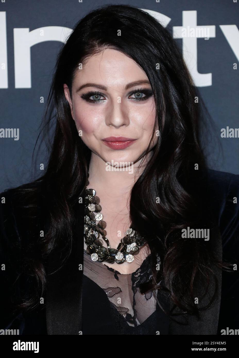 (DOSSIER) Michelle Christine Trachtenberg morte à 39 ans. Michelle Christine Trachtenberg, 'Gossip Girl' et 'Buffy' actrice, meurt à 39 ans. Les policiers, répondant à un appel du 911, l'ont trouvée sans réponse dans un appartement de Manhattan le matin du mercredi 26 février 2025, ont déclaré les autorités. LOS ANGELES, CALIFORNIE, États-Unis - 23 OCTOBRE : L'actrice, productrice et scénariste américaine Michelle Christine Trachtenberg arrive aux InStyle Awards 2017 qui se tiennent au Getty Center le 23 octobre 2017 à Los Angeles, Californie, États-Unis. (Photo de Xavier Collin/image Press Agency) Banque D'Images