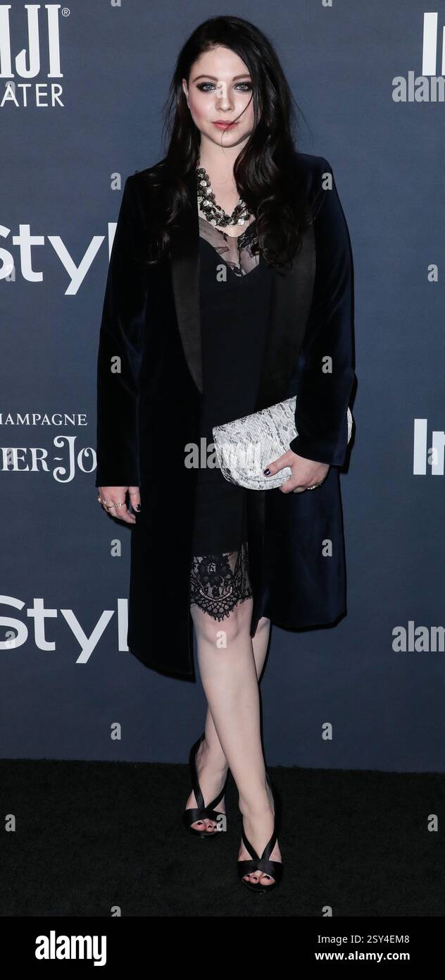 (DOSSIER) Michelle Christine Trachtenberg morte à 39 ans. Michelle Christine Trachtenberg, 'Gossip Girl' et 'Buffy' actrice, meurt à 39 ans. Les policiers, répondant à un appel du 911, l'ont trouvée sans réponse dans un appartement de Manhattan le matin du mercredi 26 février 2025, ont déclaré les autorités. LOS ANGELES, CALIFORNIE, États-Unis - 23 OCTOBRE : L'actrice, productrice et scénariste américaine Michelle Christine Trachtenberg arrive aux InStyle Awards 2017 qui se tiennent au Getty Center le 23 octobre 2017 à Los Angeles, Californie, États-Unis. (Photo de Xavier Collin/image Press Agency) Banque D'Images