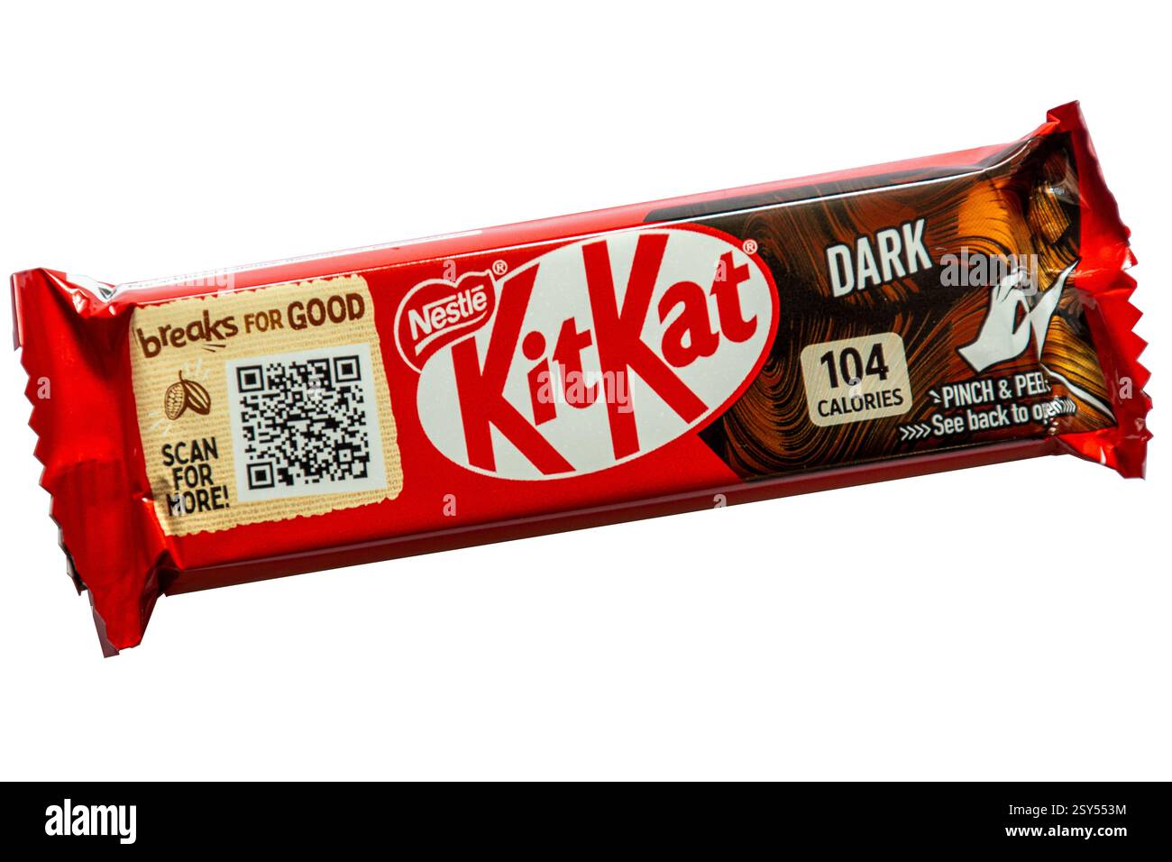 Kit Kat barre de gaufrettes au chocolat, chocolat noir, isolé sur fond blanc Banque D'Images