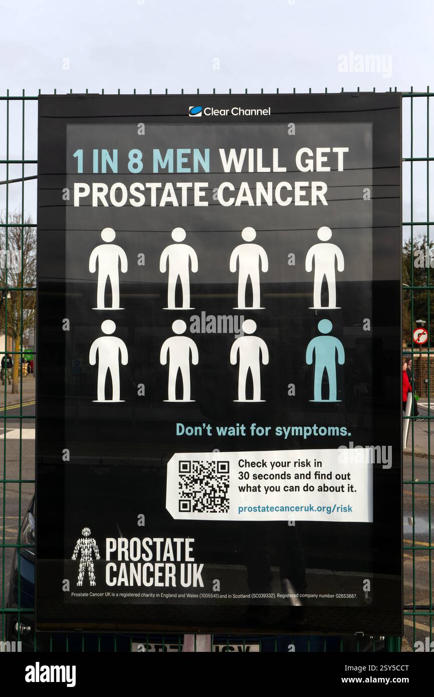 Affiche publicitaire de sensibilisation du public au cancer de la prostate UK, Clear Channel, Royaume-Uni Banque D'Images