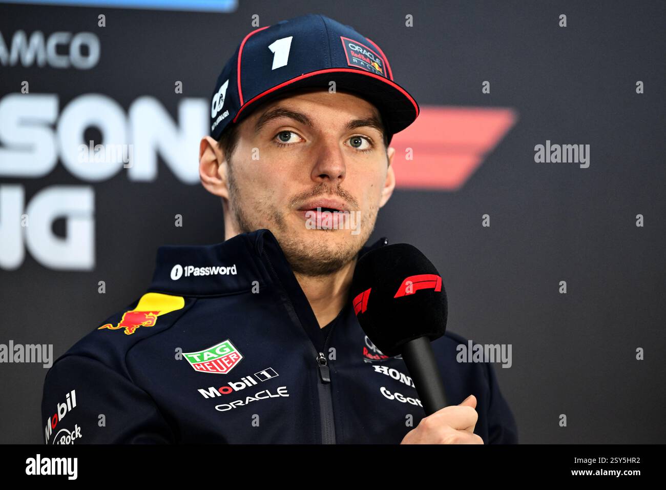 Sakhir, Bahreïn. 27 février 2025. Max Verstappen (NLD) Red Bull Racing en conférence de presse de la FIA. 27.02.2025. Essais de formule 1, Sakhir, Bahreïn, deuxième jour. Crédit : James Moy/Alamy Live News Banque D'Images