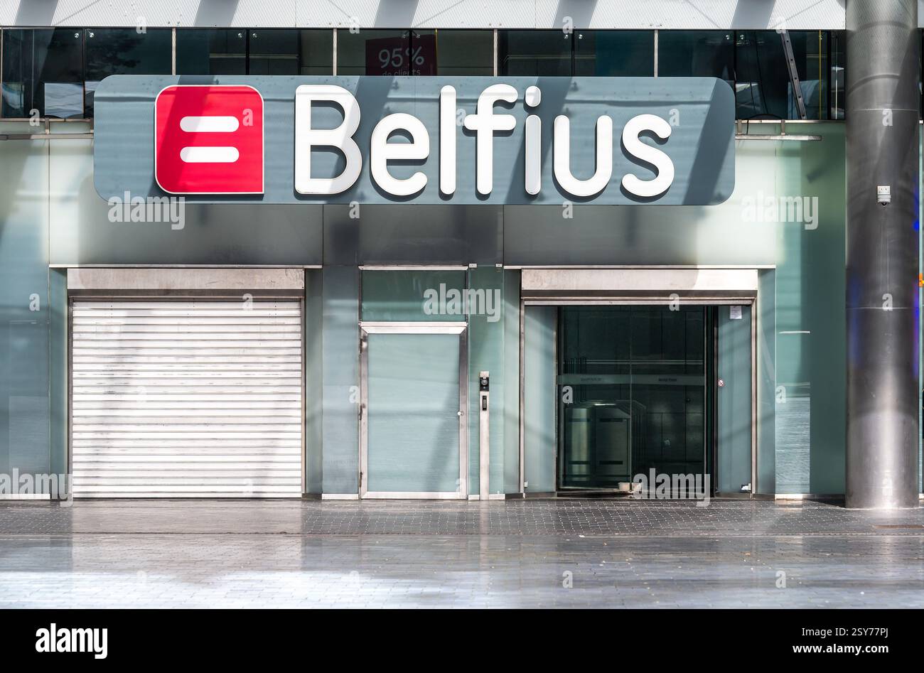 Le siège de la société Belfius Banque et assurance place Rogier, Saint-Josse, région de Bruxelles-capitale - Belgique - 26 février 2025 Banque D'Images