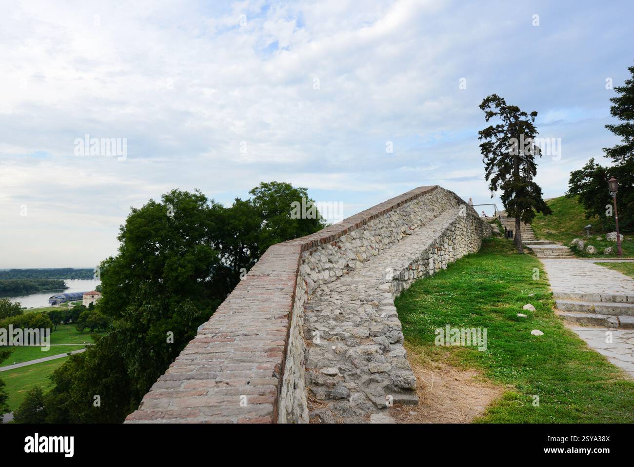 Les murs de l'ancienne forteresse dans le parc Kalemegdan, Belgrade, Serbie. Banque D'Images