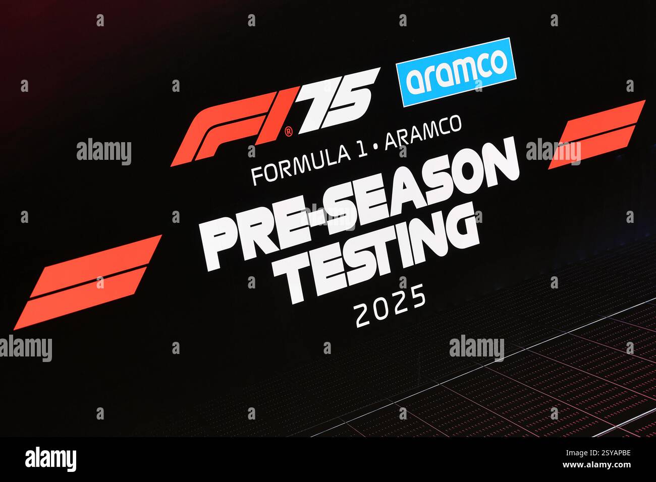Sakhir, Bahreïn. 28 février 2025. Logo F1 des tests d'avant-saison. 28.02.2025. Essais de formule 1, Sakhir, Bahreïn, troisième jour. Le crédit photo devrait se lire : XPB/Alamy Live News. Banque D'Images