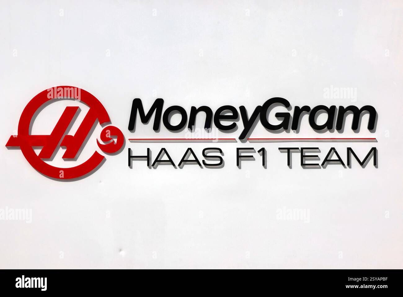 Sakhir, Bahreïn. 28 février 2025. Logo Haas F1 Team. 28.02.2025. Essais de formule 1, Sakhir, Bahreïn, troisième jour. Le crédit photo devrait se lire : XPB/Alamy Live News. Banque D'Images