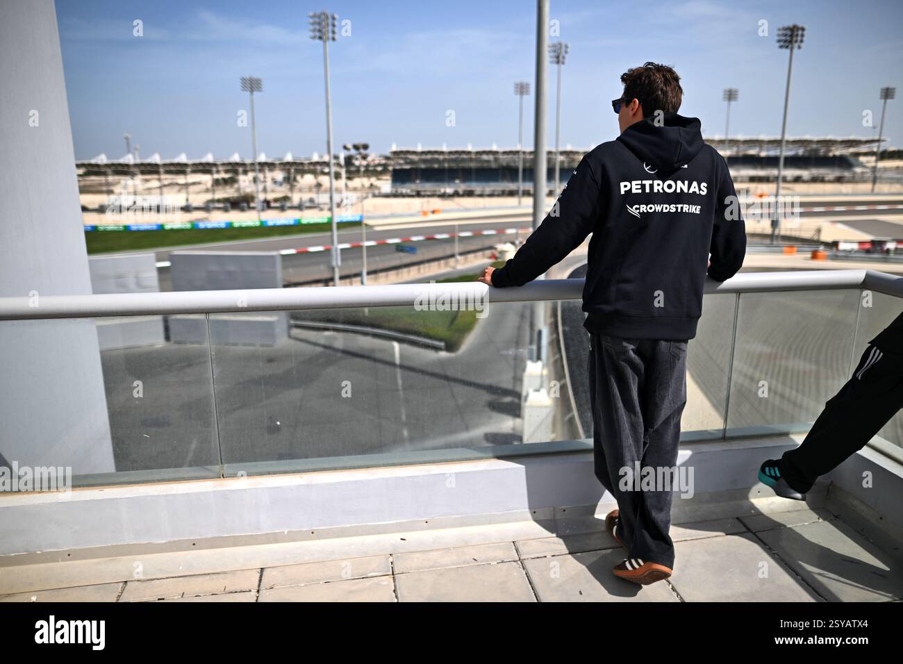 Sakhir, Bahreïn. 28 février 2025. George Russell (GBR) Mercedes AMG F1. 28.02.2025. Essais de formule 1, Sakhir, Bahreïn, troisième jour. Crédit : James Moy/Alamy Live News Banque D'Images