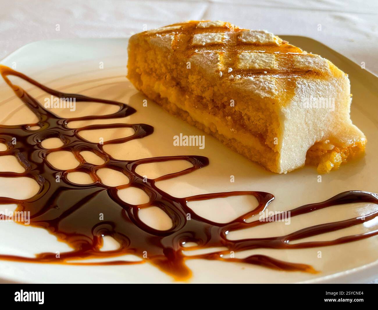 Ponche segoviano, gâteau traditionnel de Ségovie. Espagne. Banque D'Images