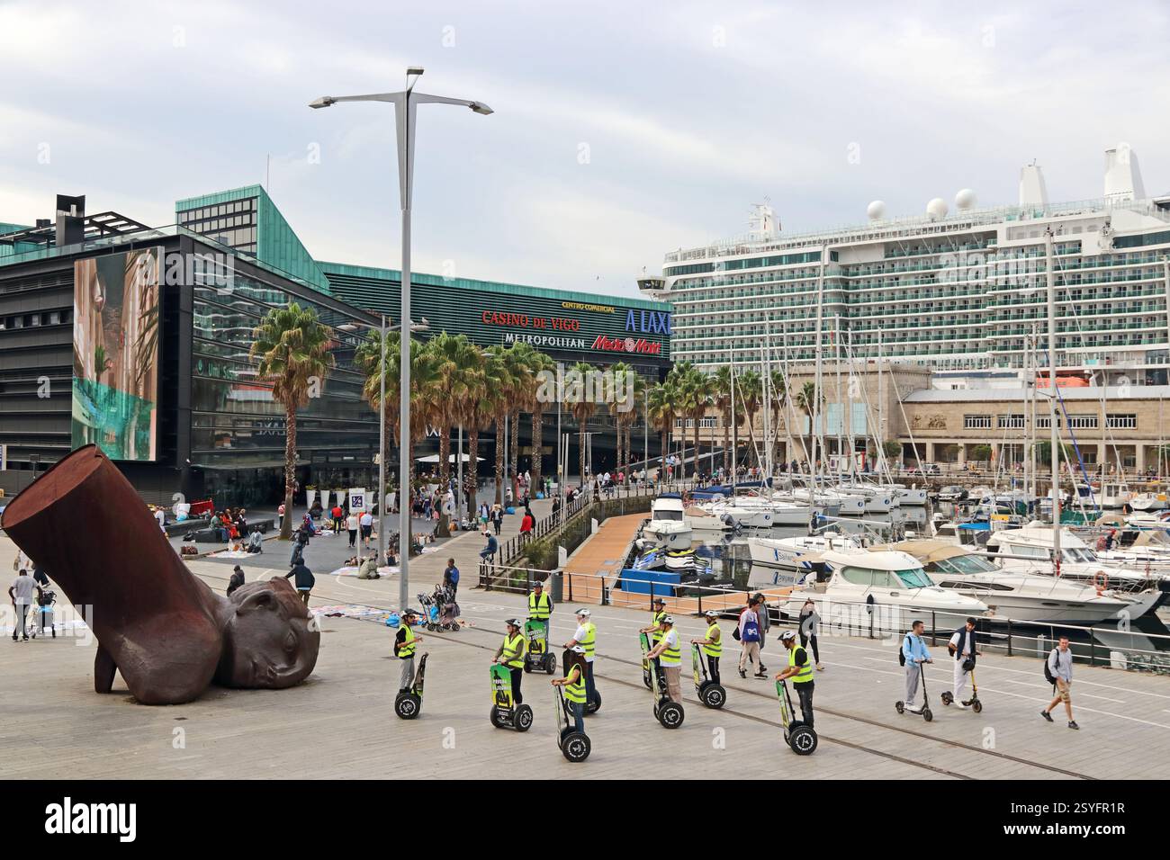 Terminal de croisière, Vigo, Espagne Banque D'Images