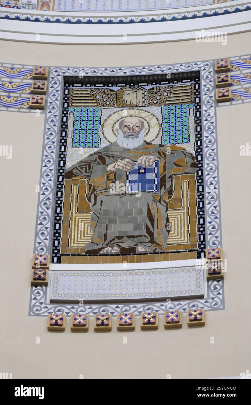 Mosaïque religieuse d'un homme barbu dans un cadre orné, Vienne, Autriche, Europe Banque D'Images