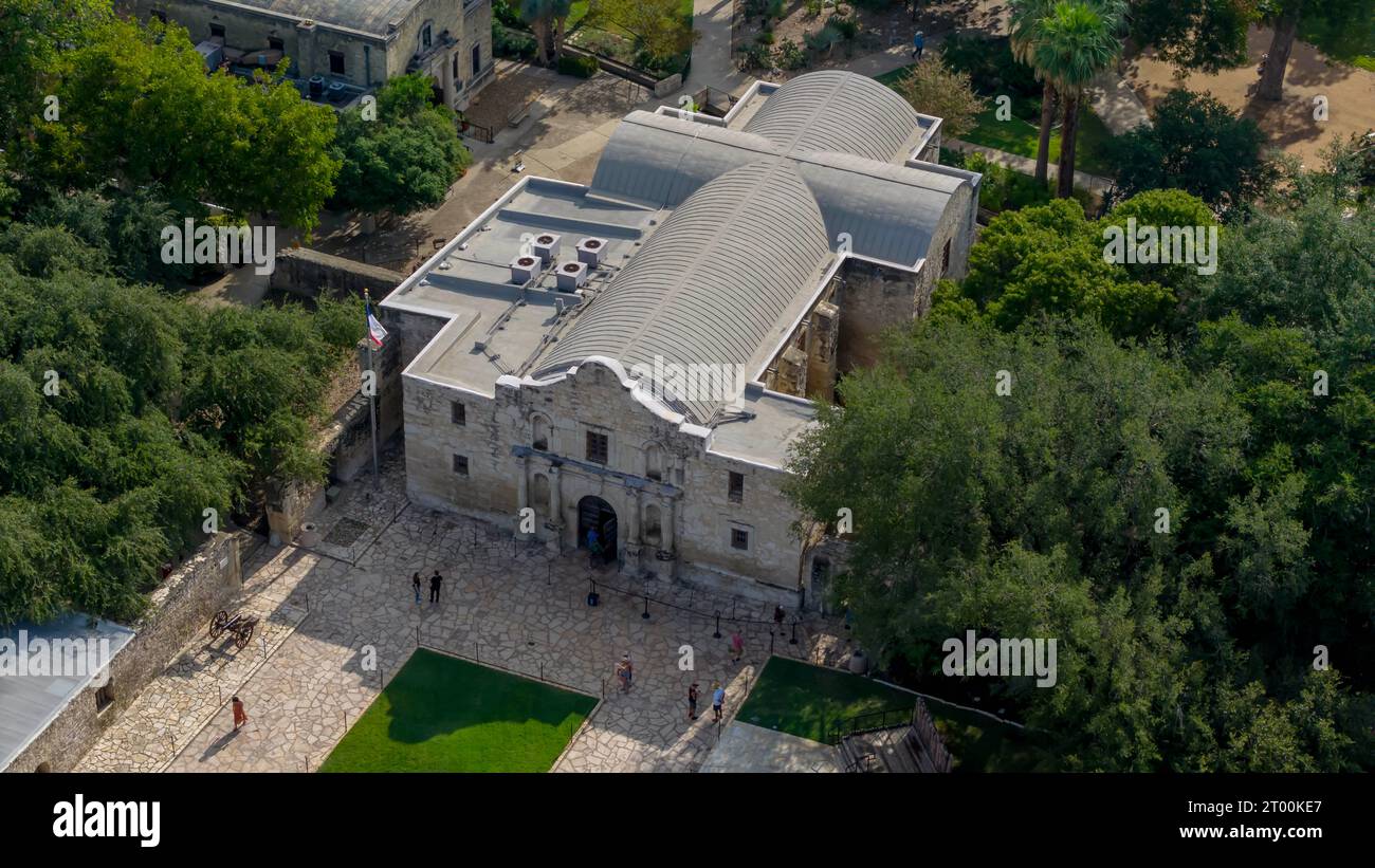 Vue aérienne de la mission espagnole historique, Alamo, à San Antonio, Texas Banque D'Images